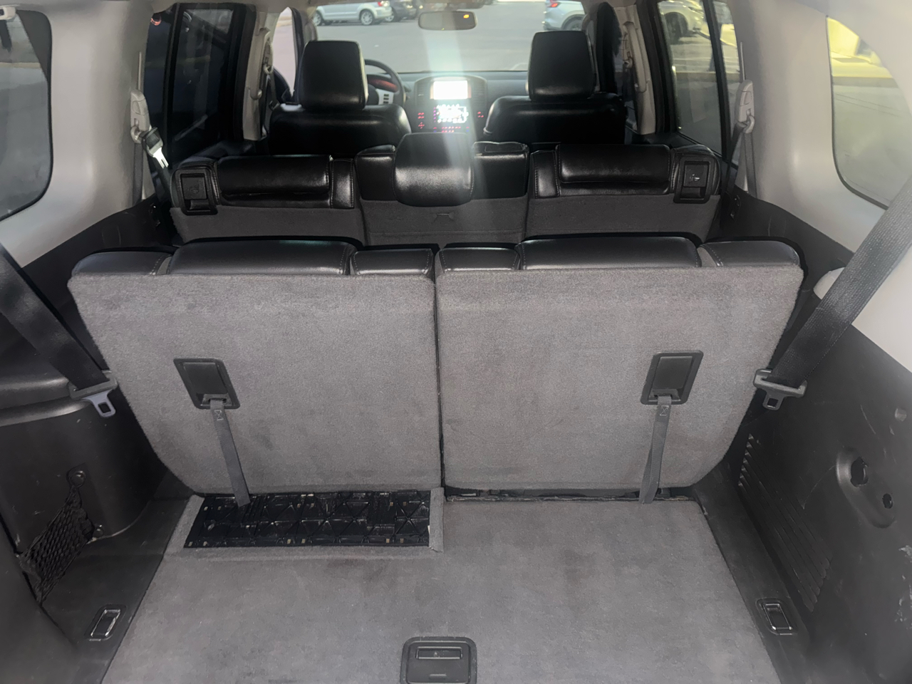 Nissan Pathfinder LE 2WD 2011