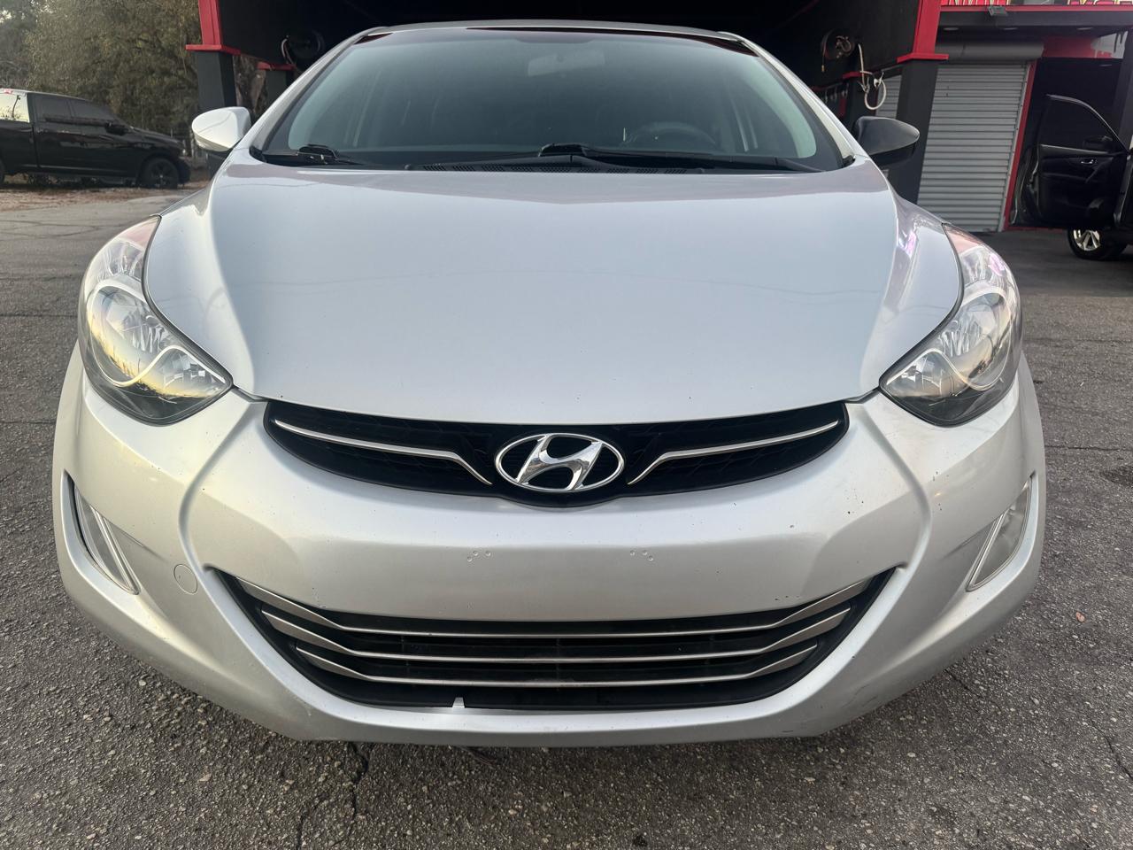 Hyundai Elantra Limited 2013