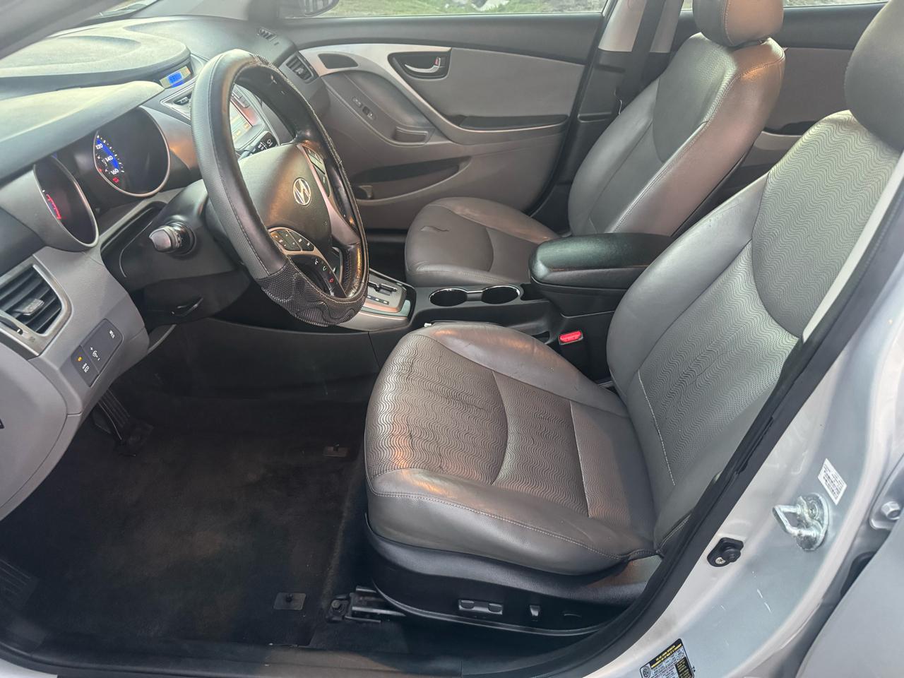 Hyundai Elantra Limited 2013