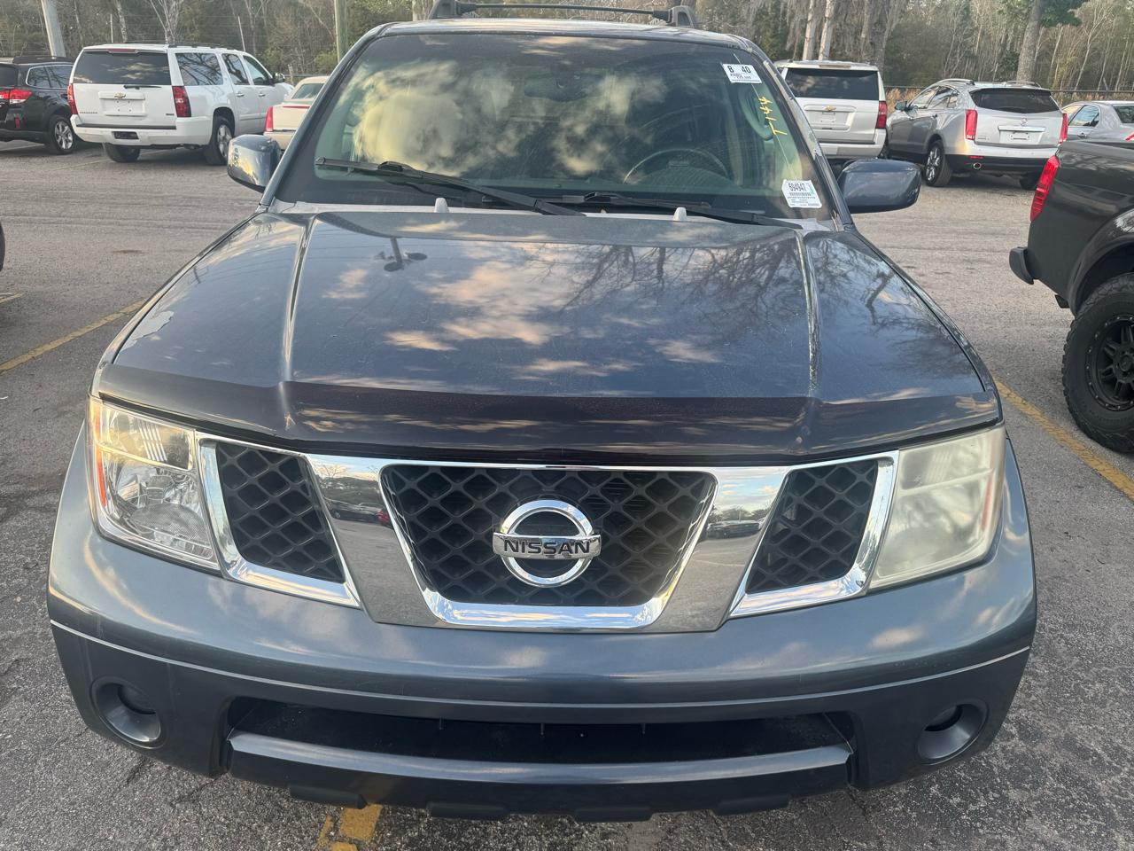 Nissan Pathfinder XE 2WD 2005