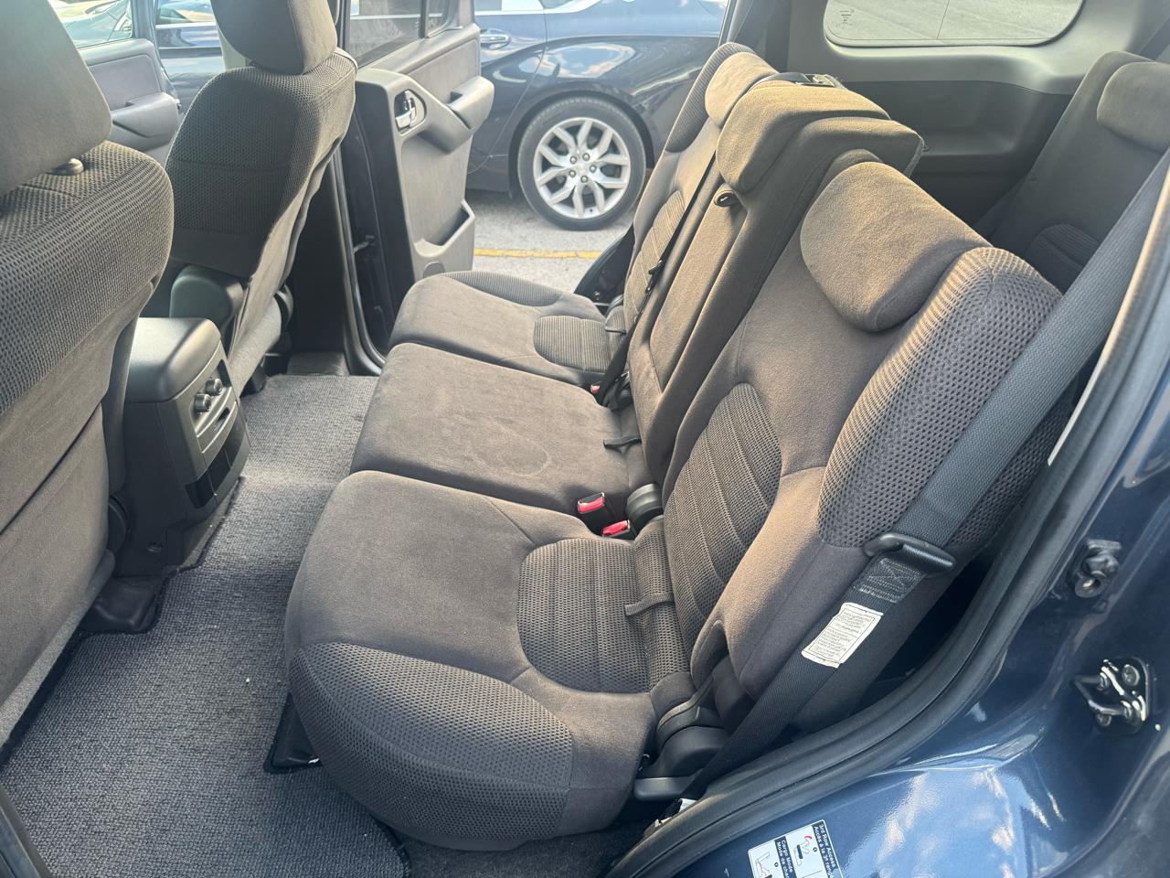 Nissan Pathfinder XE 2WD 2005