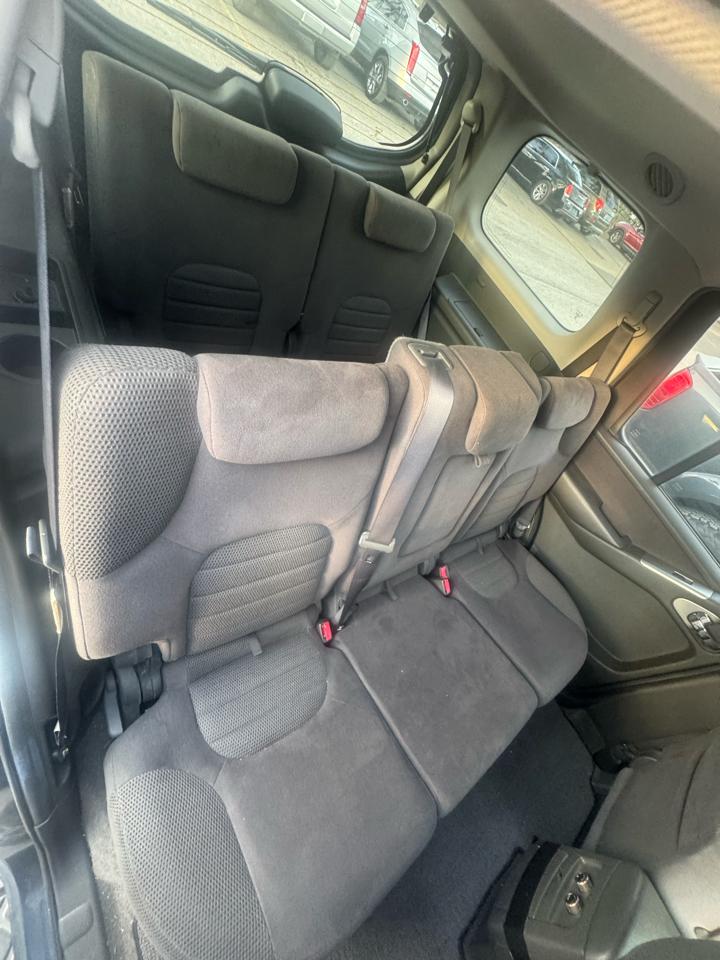 Nissan Pathfinder XE 2WD 2005