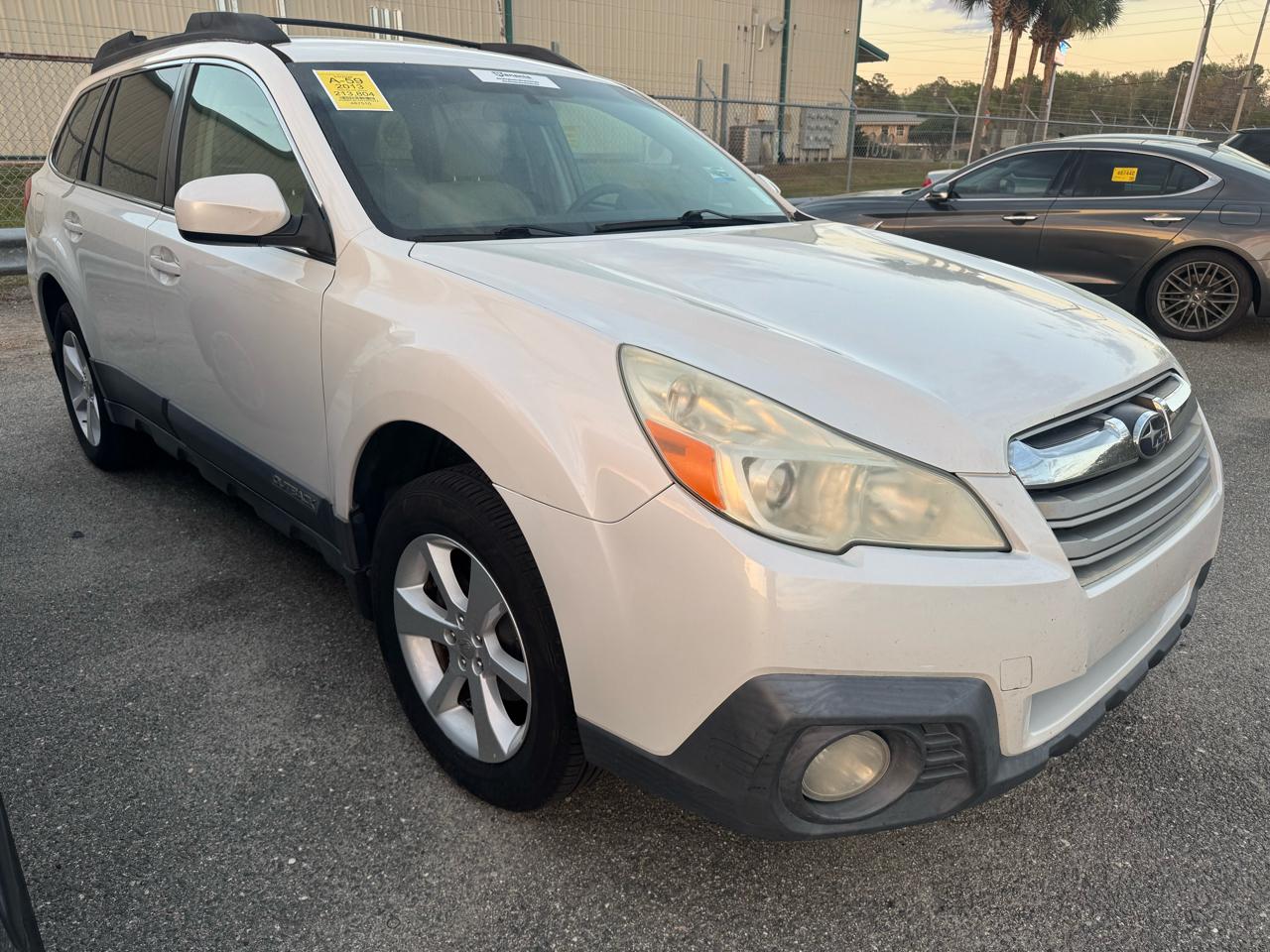 Subaru Outback 2.5i Premium 2013