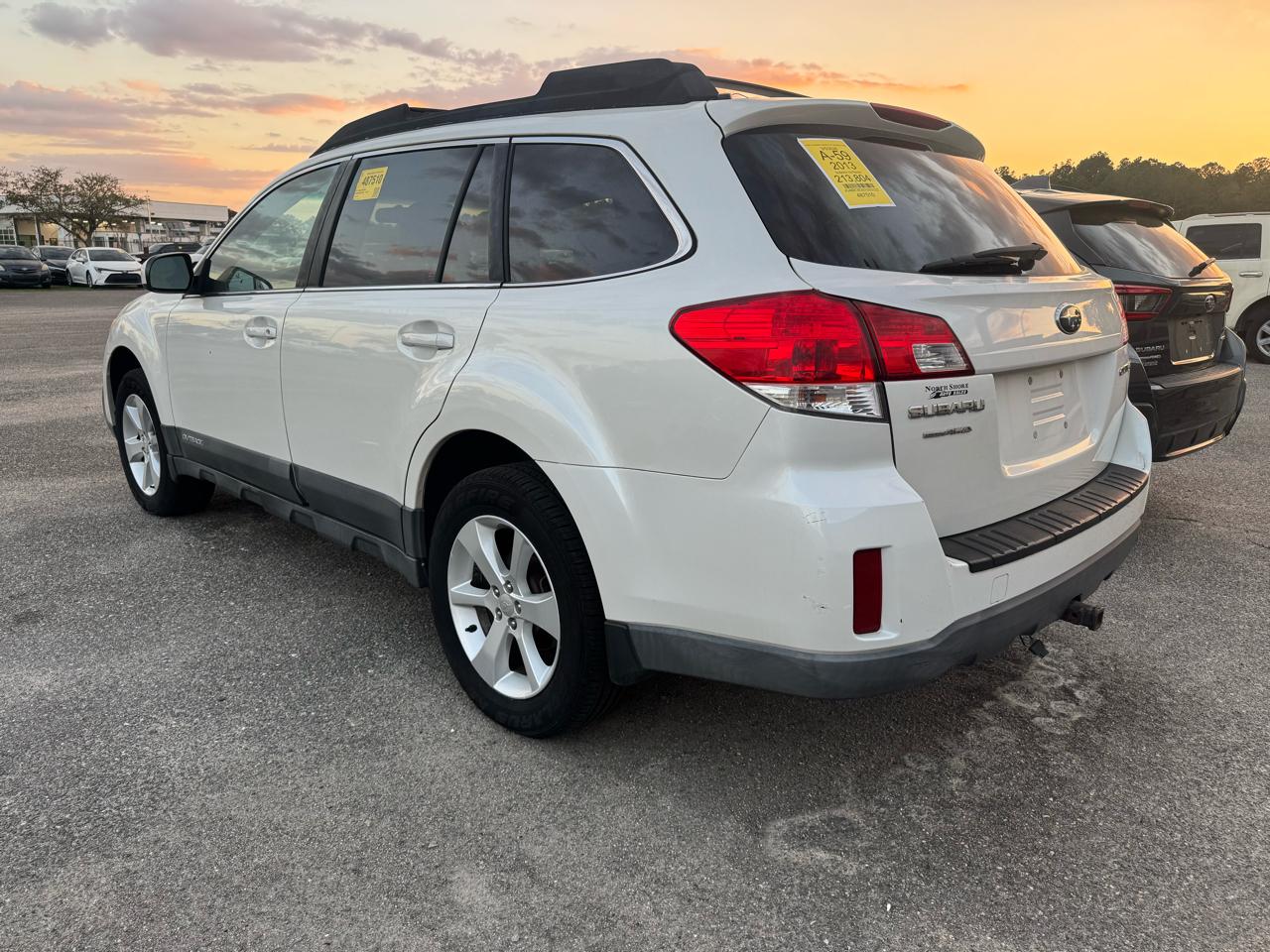 Subaru Outback 2.5i Premium 2013