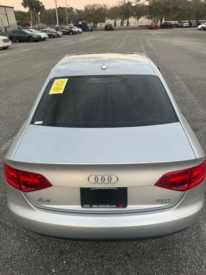 Audi A4 2.0 T Sedan quattro Tiptronic 2009
