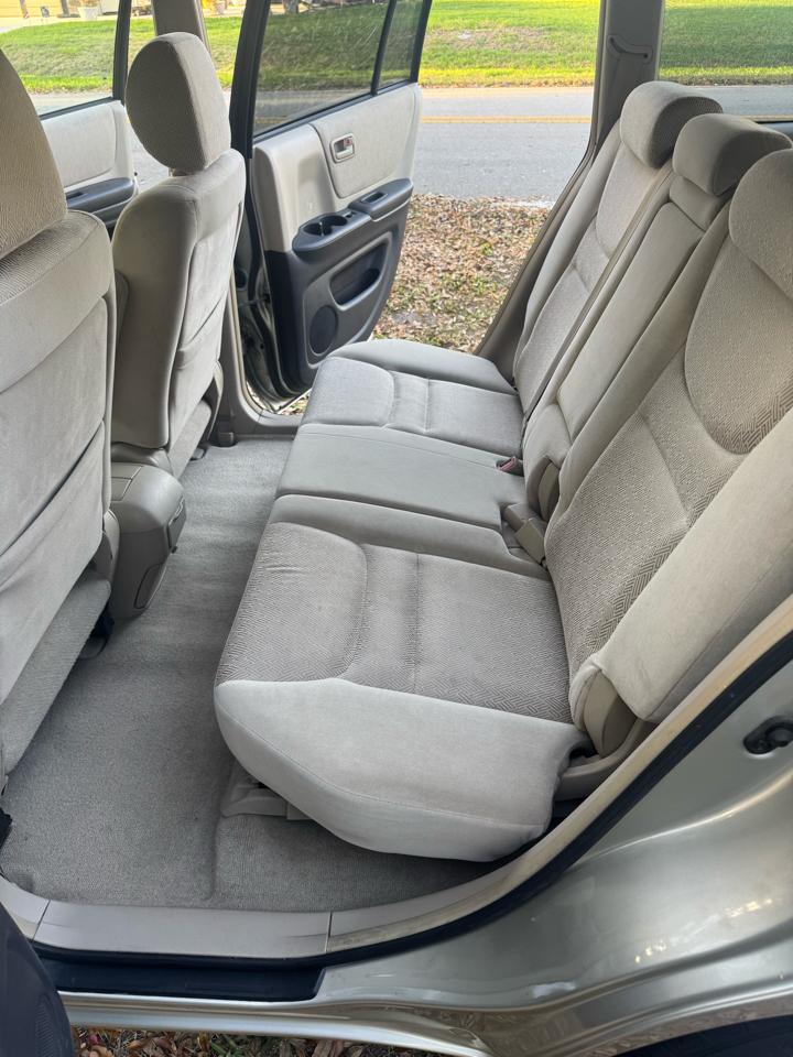 Toyota Highlander V6 2WD 2003