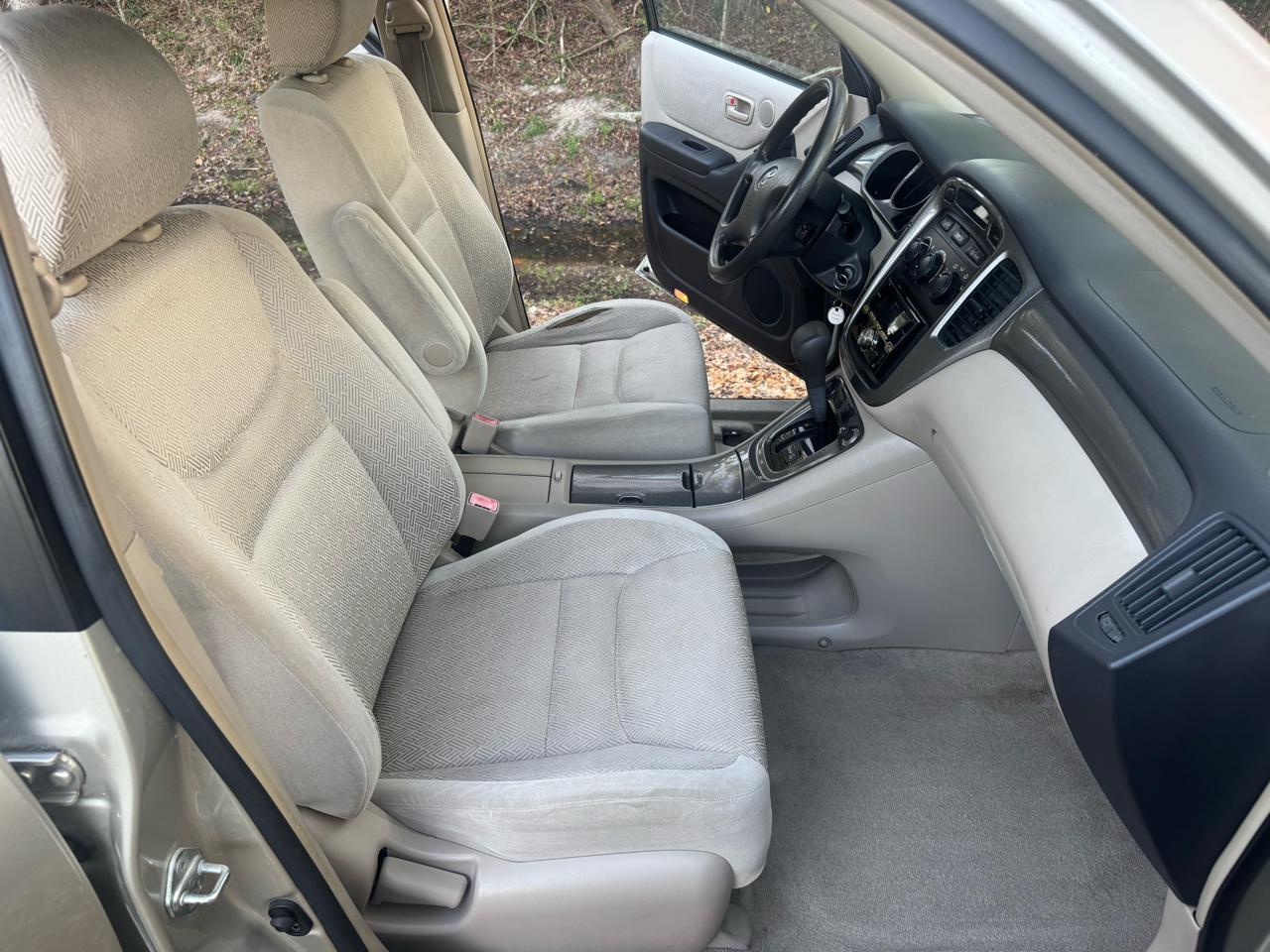 Toyota Highlander V6 2WD 2003