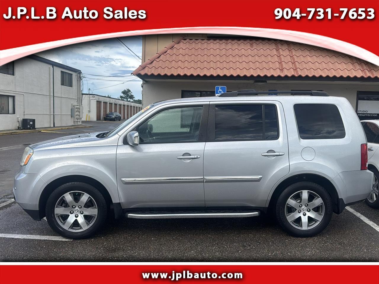 2013 Honda Pilot Touring 4WD 5-Spd AT with DVD