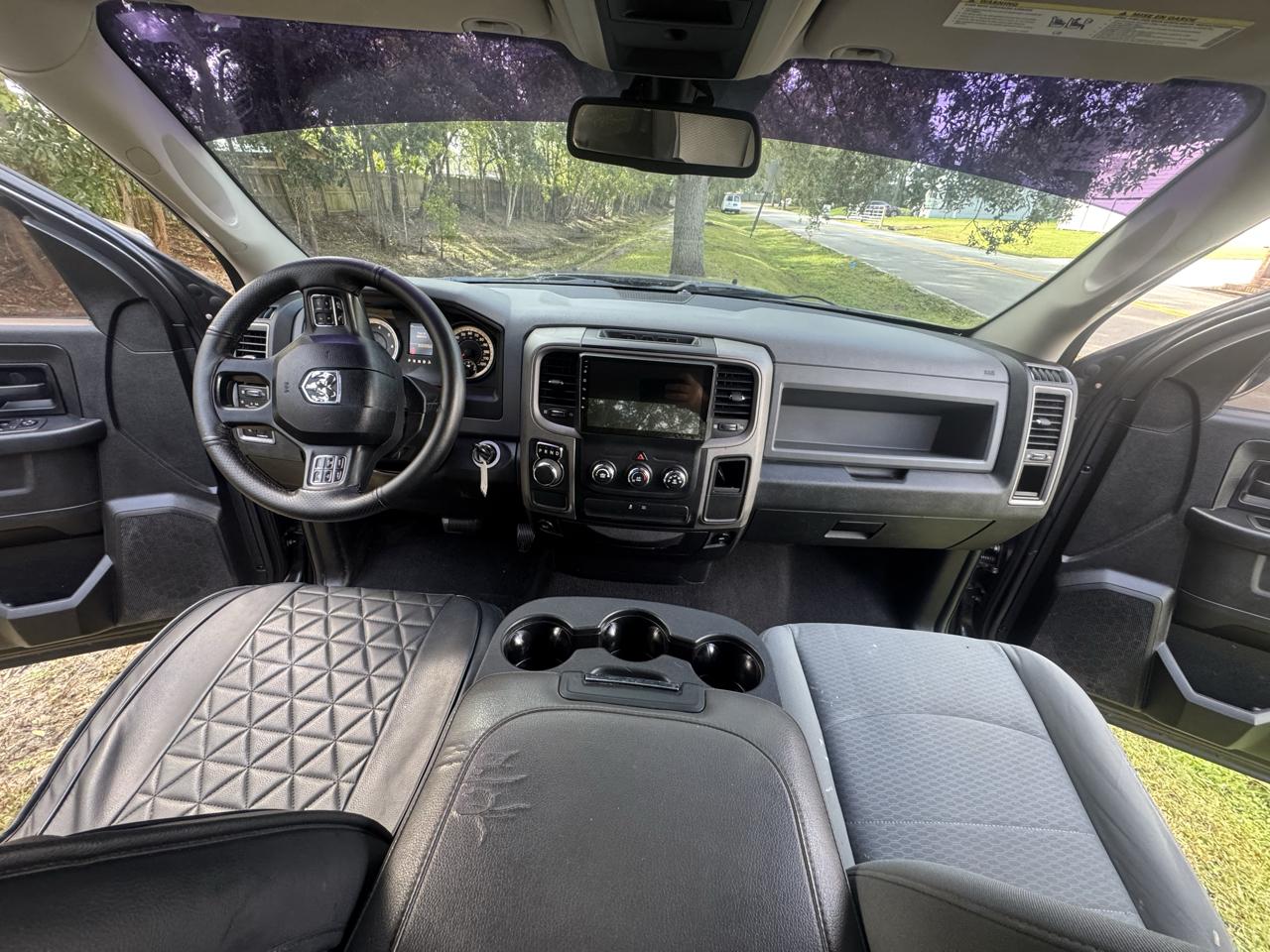 RAM 1500 2WD Quad Cab 140.5" Tradesman 2014