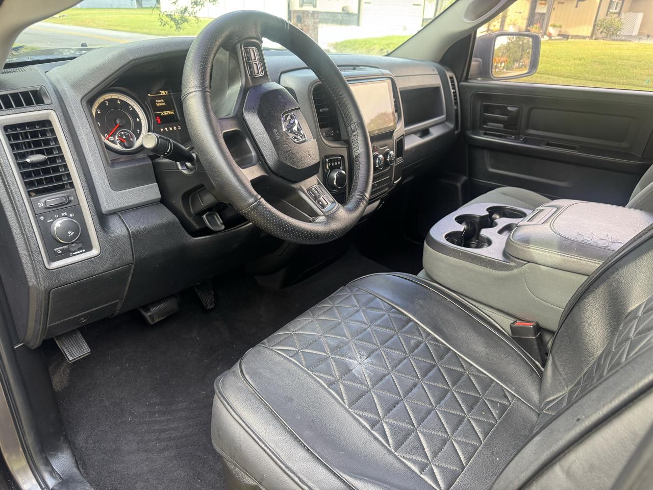 RAM 1500 2WD Quad Cab 140.5" Tradesman 2014