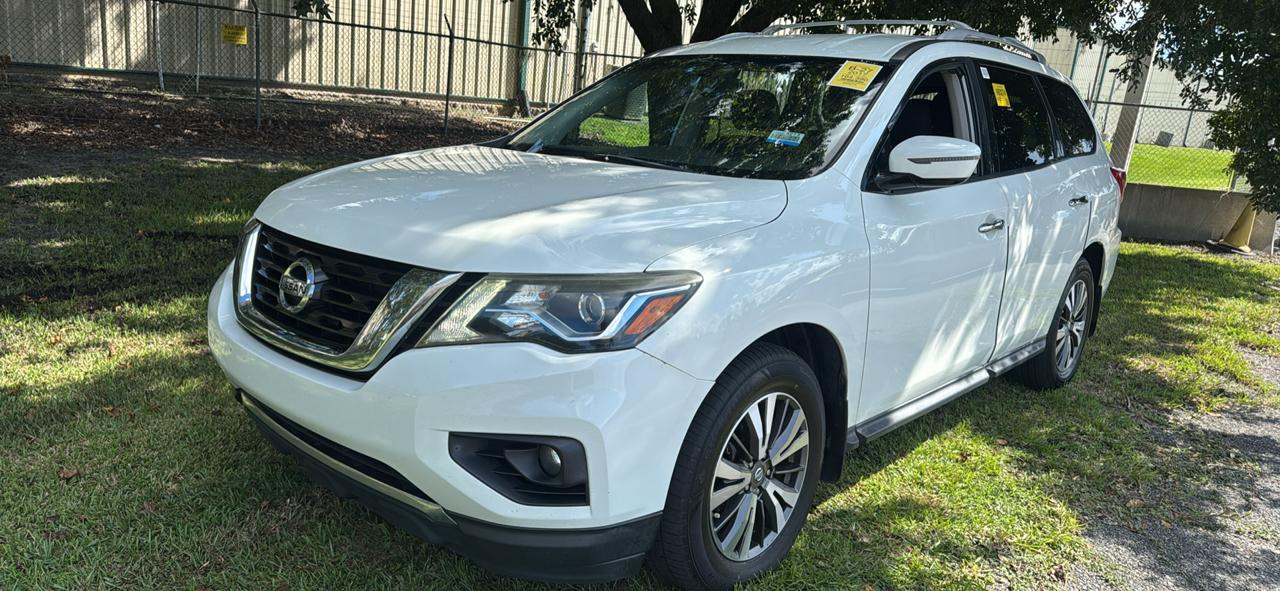 Nissan Pathfinder Platinum 2WD 2017