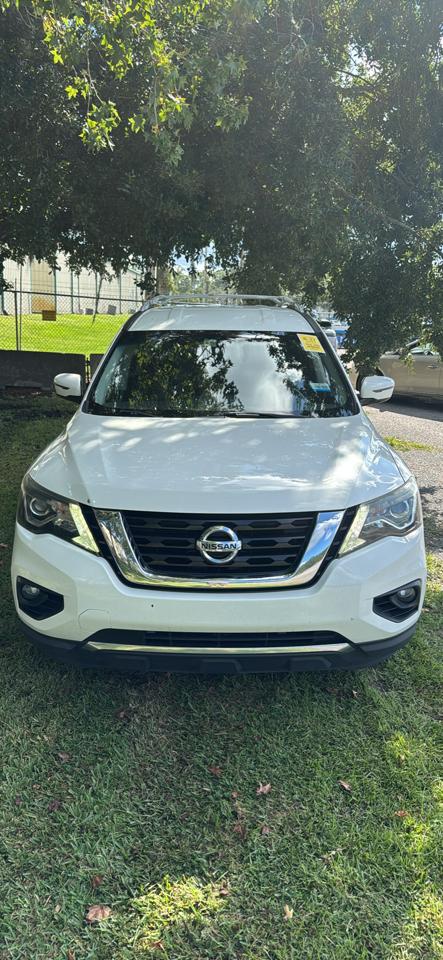 Nissan Pathfinder Platinum 2WD 2017