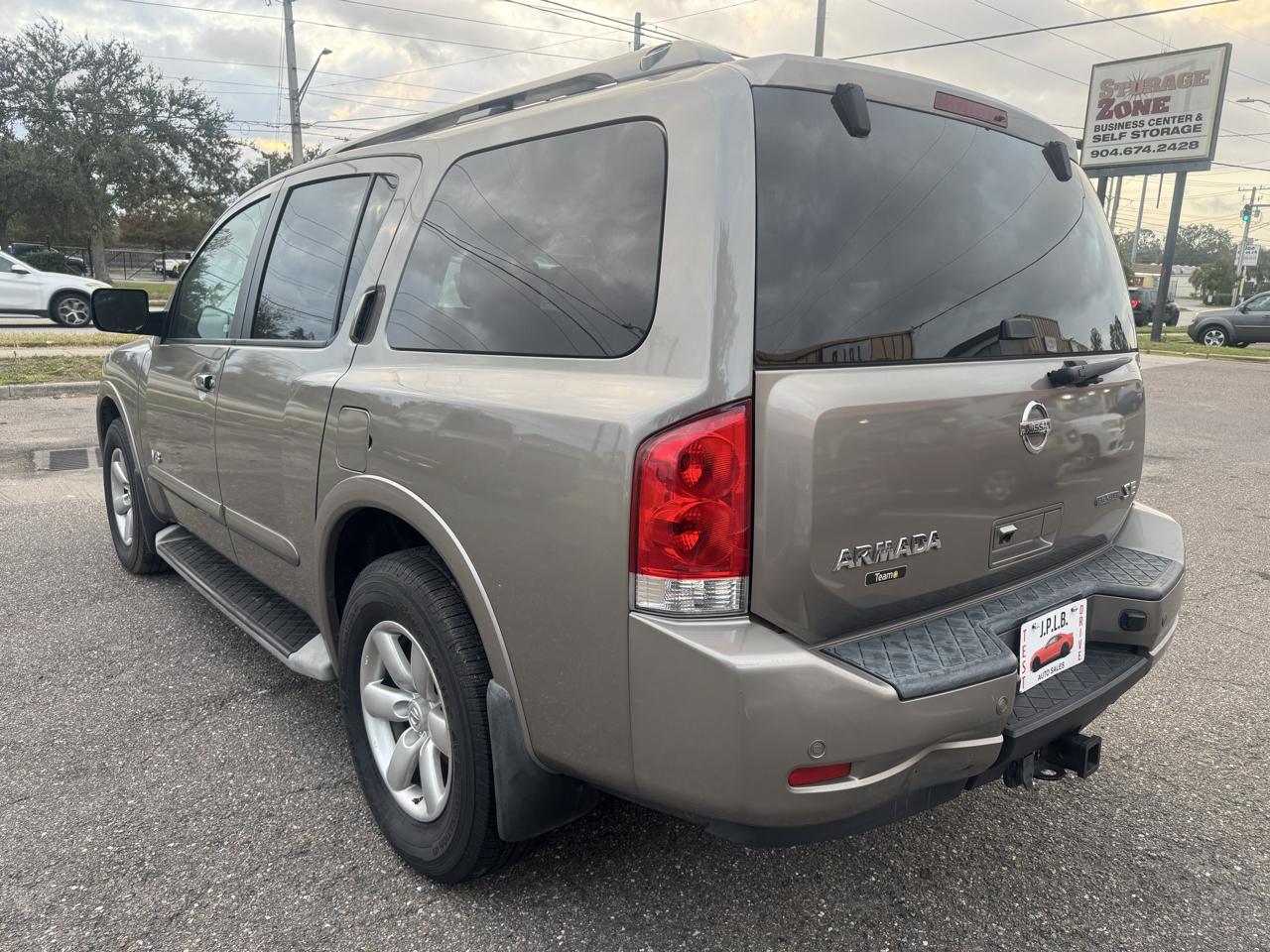 Nissan Armada SE 2WD 2008