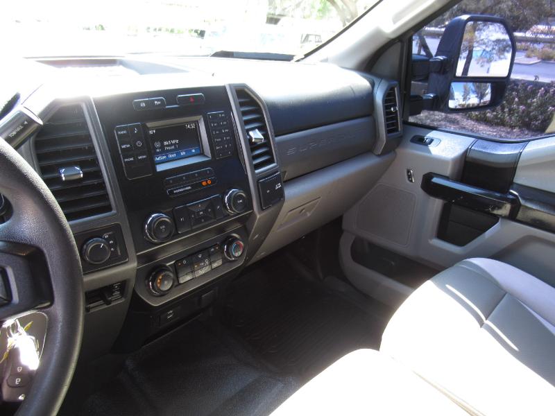 Ford F-250 SD XL Crew Cab Long Bed 4WD 2019 Ford F-250 SD XL Crew Cab Long Bed 4WD 2019