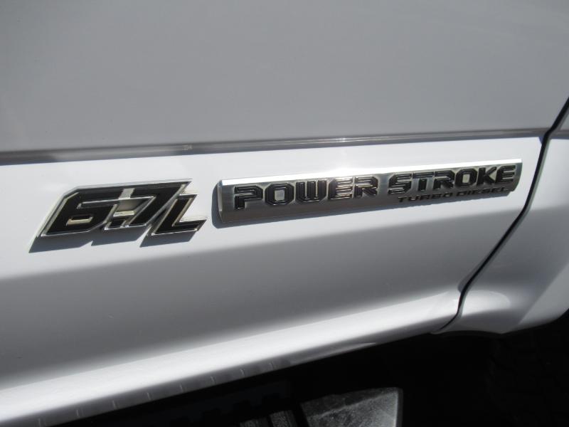 Ford F-250 SD XL Crew Cab Long Bed 4WD 2019 Ford F-250 SD XL Crew Cab Long Bed 4WD 2019