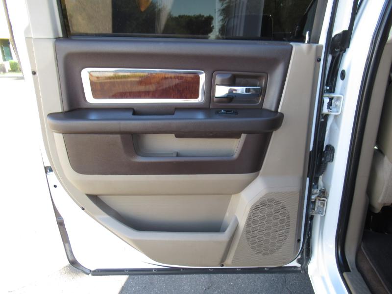 RAM 2500 Laramie Crew Cab SWB 4WD 2012 RAM 2500 Laramie Crew Cab SWB 4WD 2012