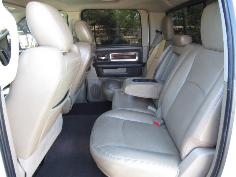 RAM 2500 Laramie Crew Cab SWB 4WD 2012 RAM 2500 Laramie Crew Cab SWB 4WD 2012