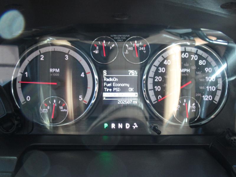 RAM 2500 Laramie Crew Cab SWB 4WD 2012 RAM 2500 Laramie Crew Cab SWB 4WD 2012