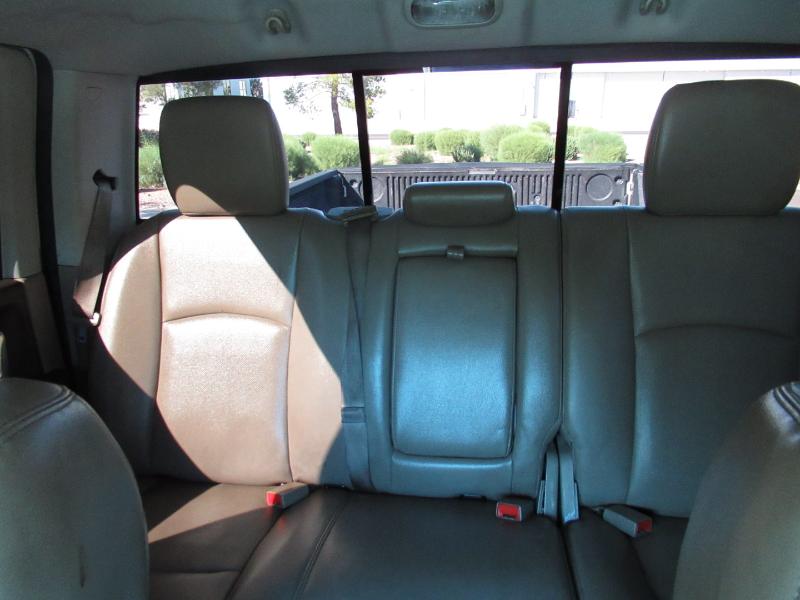 RAM 2500 Laramie Crew Cab SWB 4WD 2012 RAM 2500 Laramie Crew Cab SWB 4WD 2012