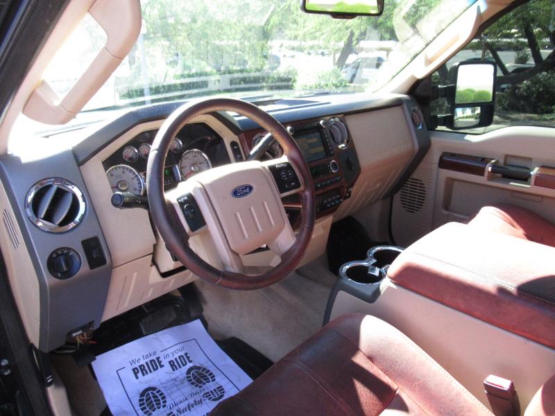 Ford F-350 SD Cabela Crew Cab Long Bed 4WD 2010 Ford F-350 SD Cabela Crew Cab Long Bed 4WD 2010