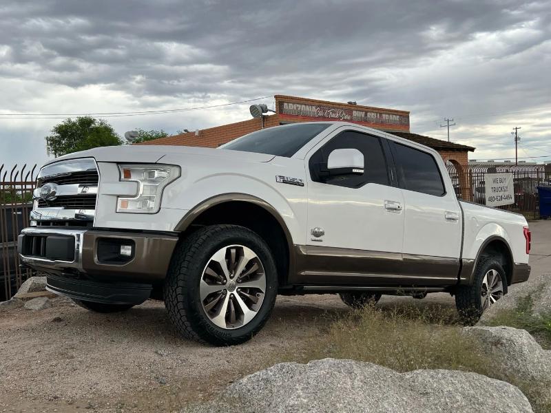Ford F-150 Lariat SuperCrew 5.5-ft. Bed 4WD 2016 Ford F-150 Lariat SuperCrew 5.5-ft. Bed 4WD 2016