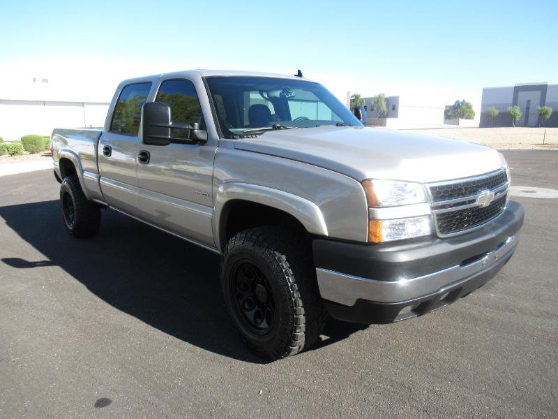 Chevrolet Silverado 2500HD Work Truck Crew Cab 2WD 2006