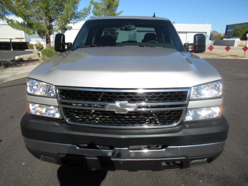 Chevrolet Silverado 2500HD Work Truck Crew Cab 2WD 2006