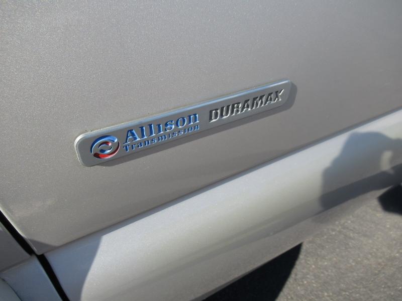 Chevrolet Silverado 2500HD Work Truck Crew Cab 2WD 2006