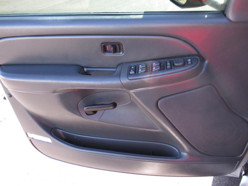 Chevrolet Silverado 2500HD Work Truck Crew Cab 2WD 2006