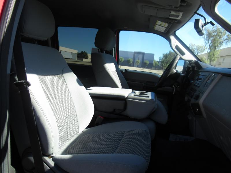 Ford F-350 SD XLT Crew Cab 4WD 2013