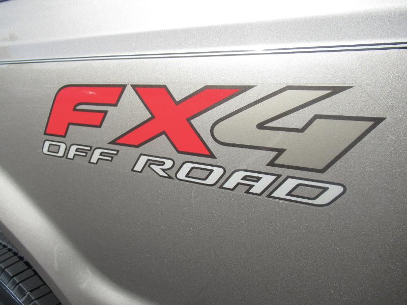 Ford F-350 SD Lariat Crew Cab Long Bed 4WD 2004