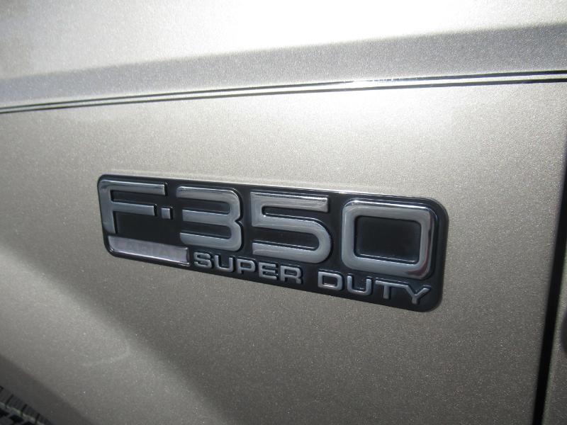 Ford F-350 SD Lariat Crew Cab Long Bed 4WD 2004