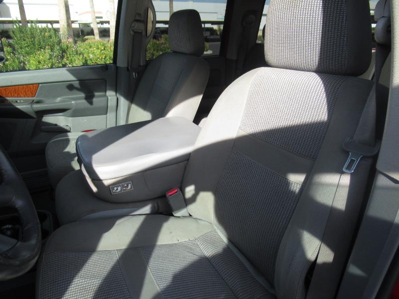 Dodge Ram 3500 SLT Quad Cab 4WD 2006