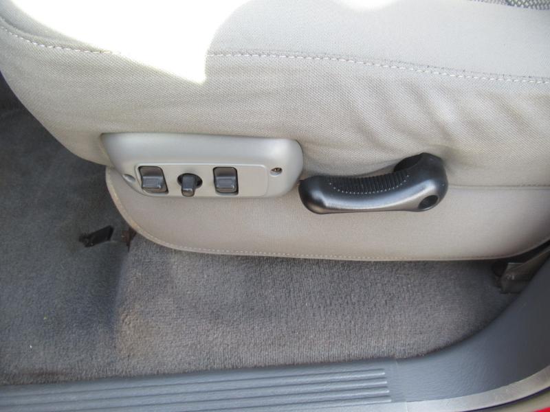 Dodge Ram 3500 SLT Quad Cab 4WD 2006