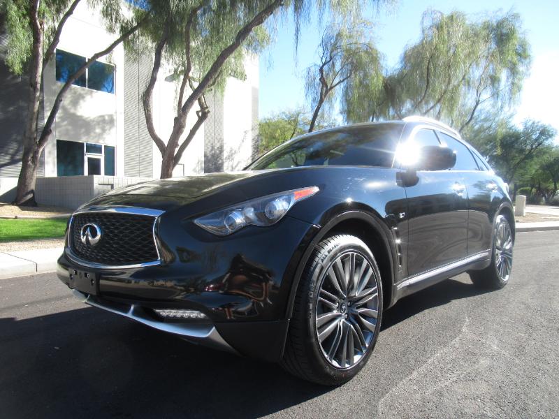 Infiniti QX70 Base 2017