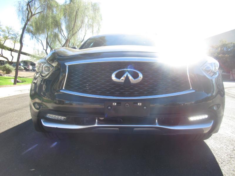 Infiniti QX70 Base 2017