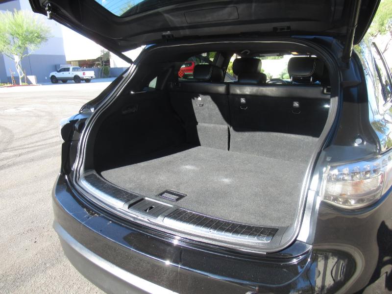 Infiniti QX70 Base 2017