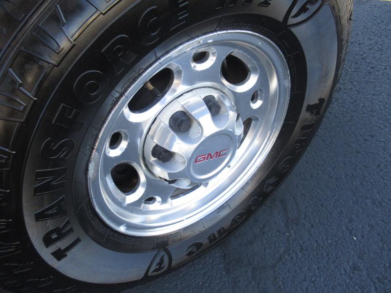 GMC Sierra 2500HD SLE1 Crew Cab Long Box 4WD 2007