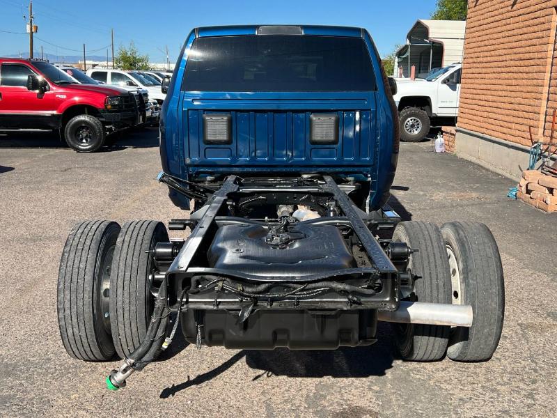 RAM 5500 Crew Cab SWB 4WD DRW 2022