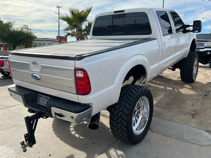 Ford F-250 SD Lariat Crew Cab 4WD 2011