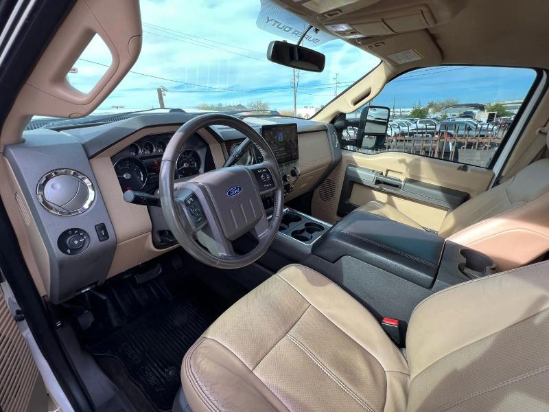 Ford F-250 SD Lariat Crew Cab 4WD 2011