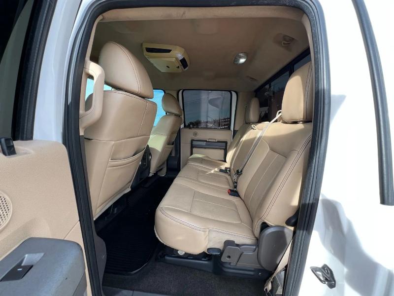 Ford F-250 SD Lariat Crew Cab 4WD 2011