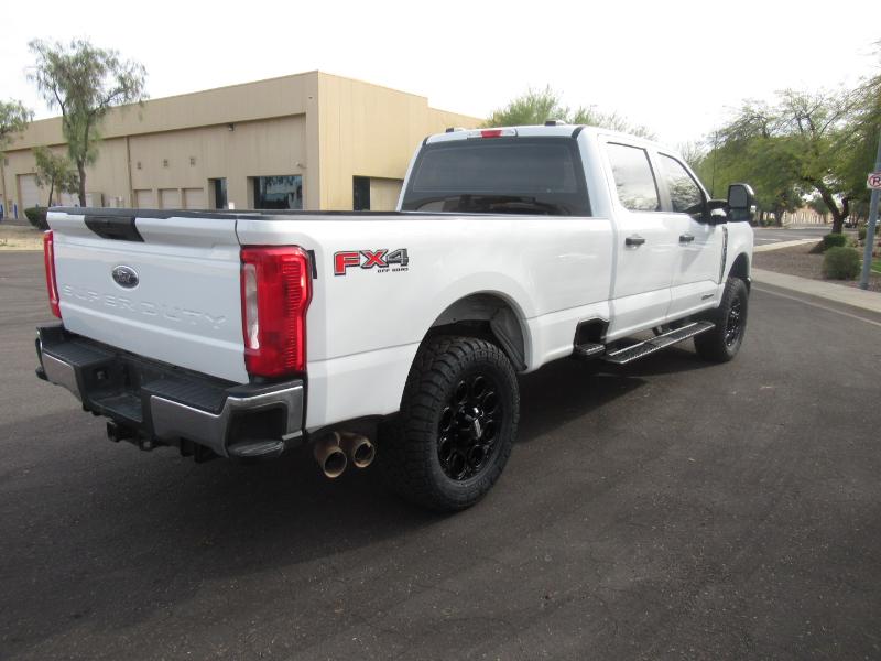 Ford F-250 SD XL Crew Cab Long Bed 4WD 2023