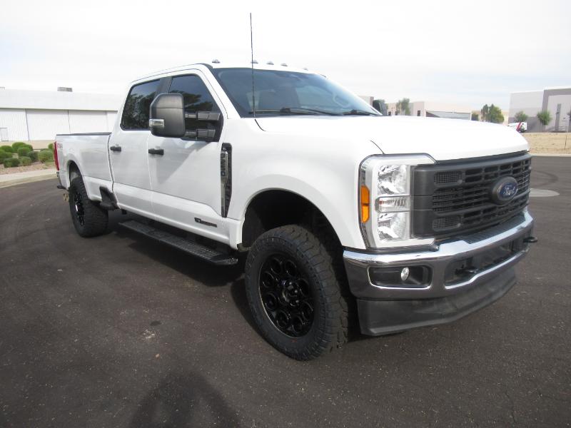 Ford F-250 SD XL Crew Cab Long Bed 4WD 2023