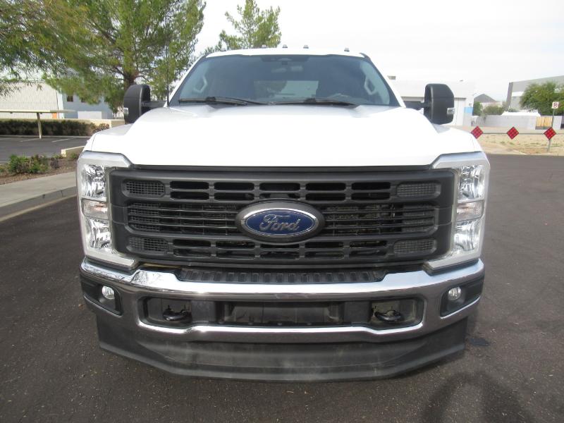 Ford F-250 SD XL Crew Cab Long Bed 4WD 2023