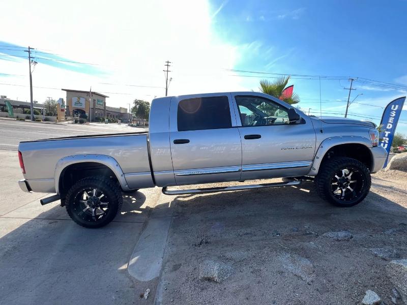Dodge Ram 2500 Laramie Mega Cab 4WD 2006