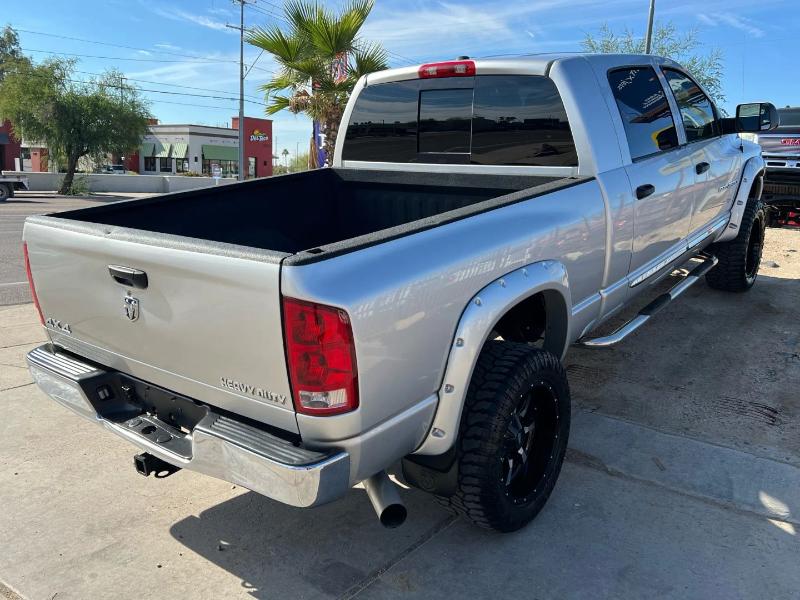 Dodge Ram 2500 Laramie Mega Cab 4WD 2006