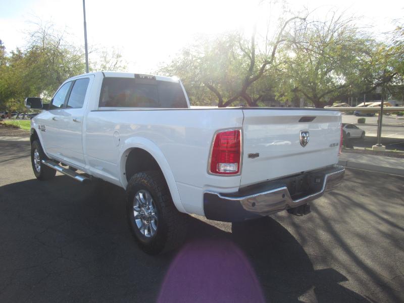 RAM 2500 Laramie Crew Cab LWB 4WD 2015