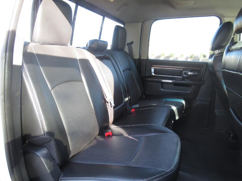 RAM 2500 Laramie Crew Cab LWB 4WD 2015