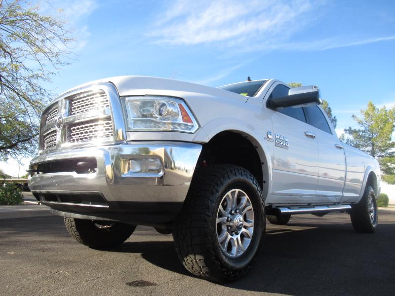 RAM 2500 Laramie Crew Cab LWB 4WD 2015